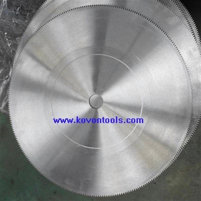 摩擦は刃を見ました